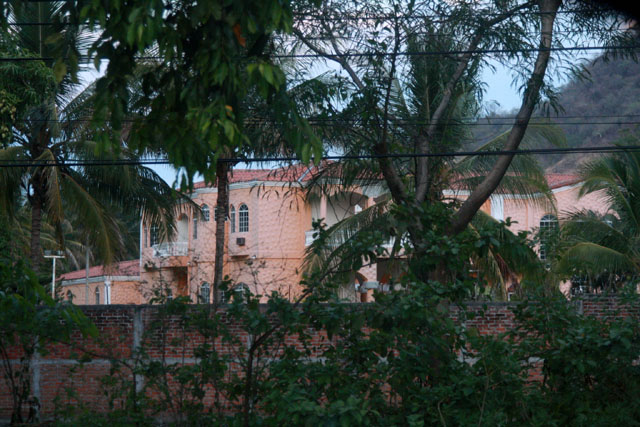 Casa de vivienda del Burro, en la entrada de Texistepeque.